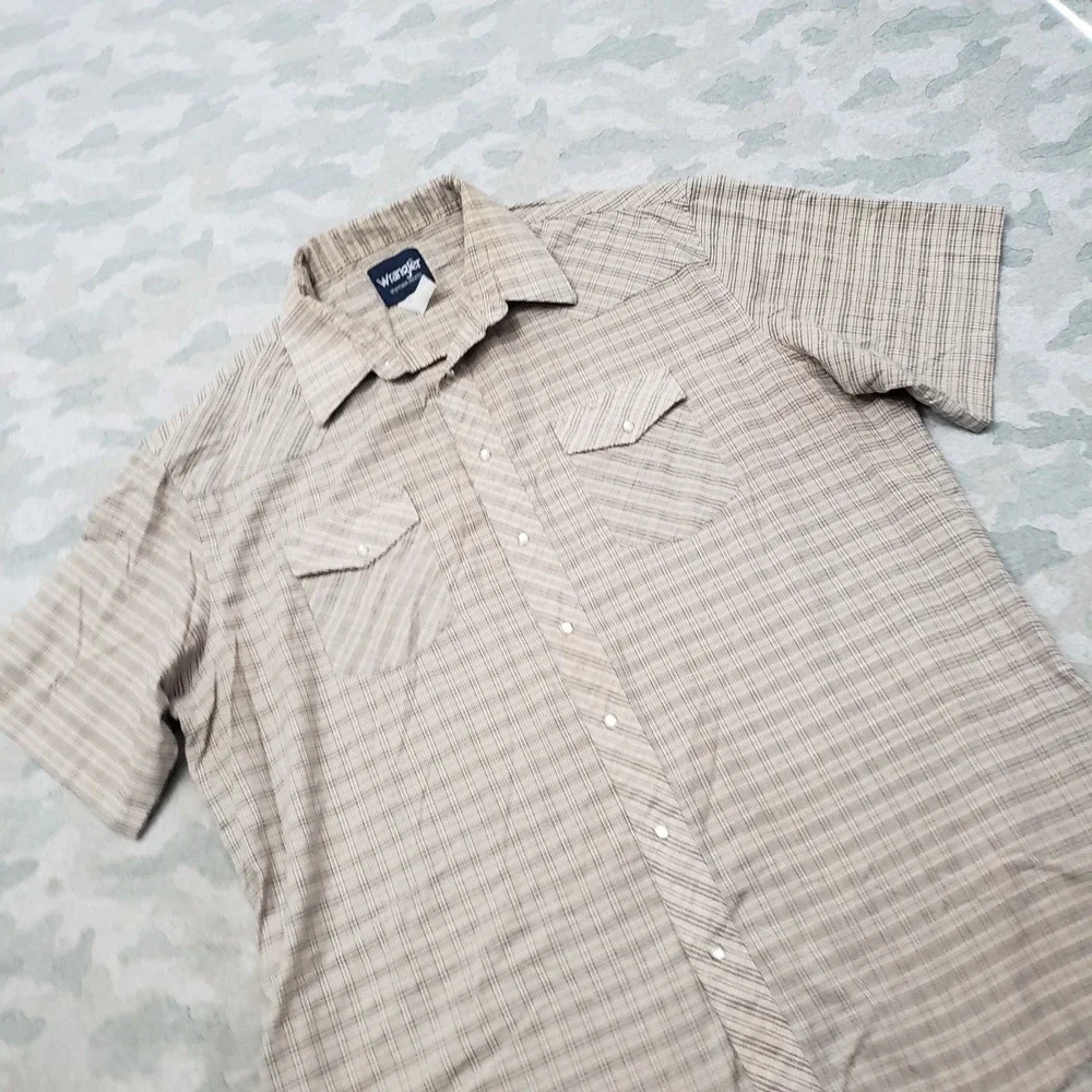 Wrangler Western Shirt Mens XL Tan Plaid Pockets Pearl Snap Short Sleeve Western